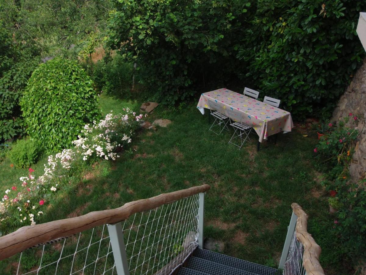 Le Vallon D'Armandine, Gite Ecologique Auvergne Saint-Hilaire  Exterior foto